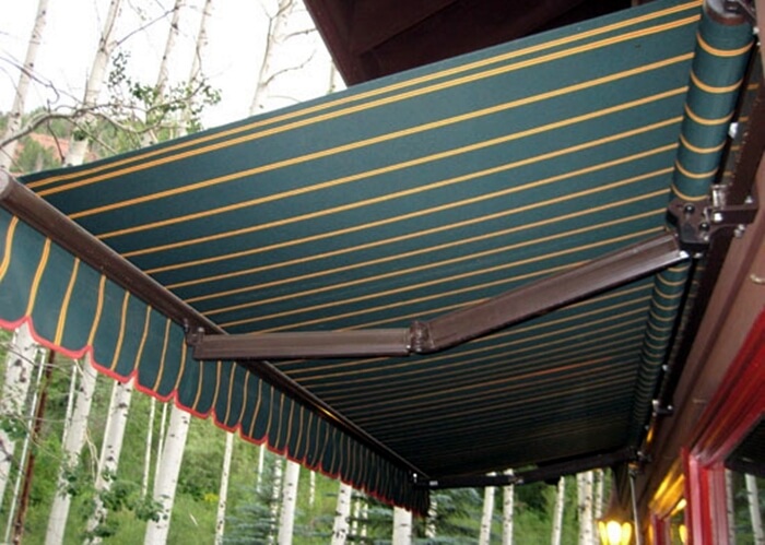 awning gulung motif belang